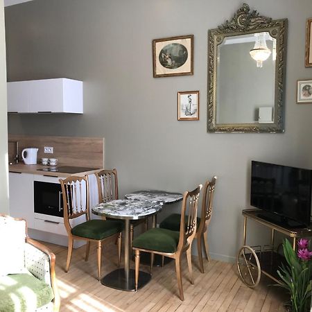 Perlépampille Apartment Dinan Bilik gambar