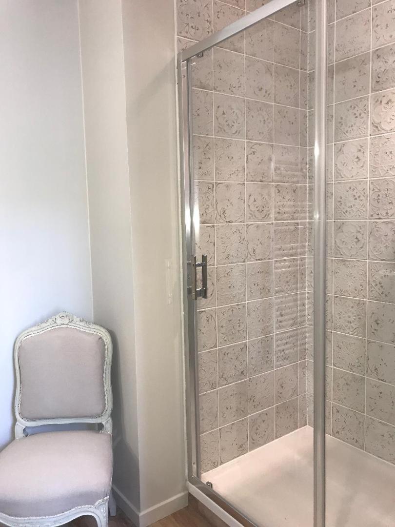 Perlépampille Apartment Dinan Bilik gambar